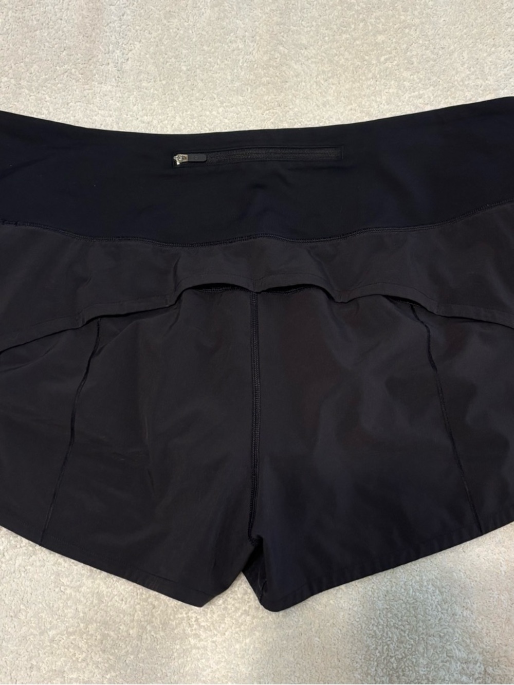 lululemon speed up shorts high rise 2.5” 14 - Picture 2 of 3